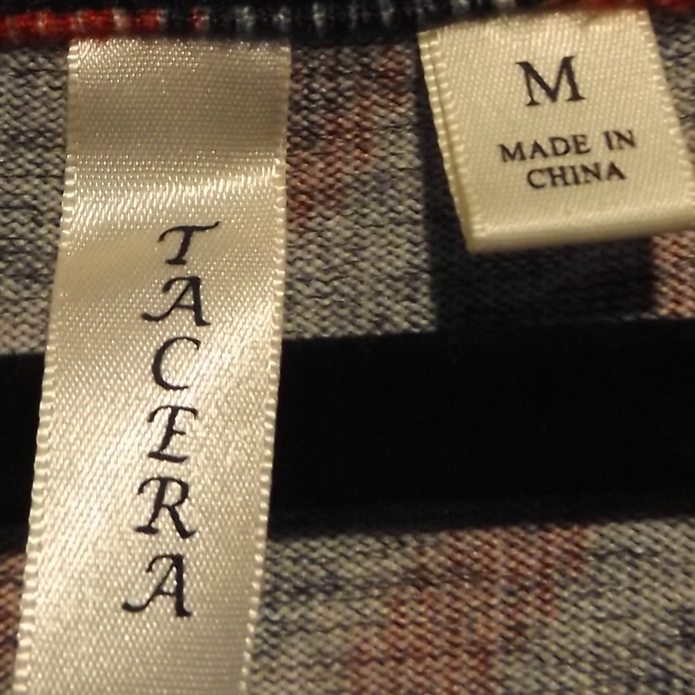 TACERA CHEVRON PATTERN Blouse - Picture 2 of 6